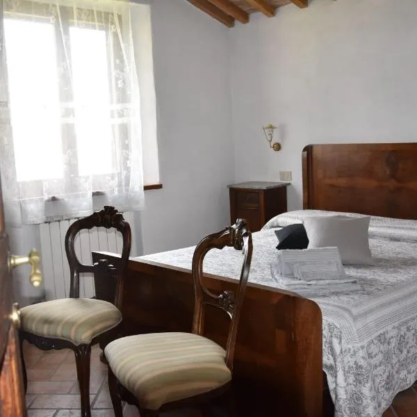 Casa Vacanze Porta Vecchia, hotel din Montalcino