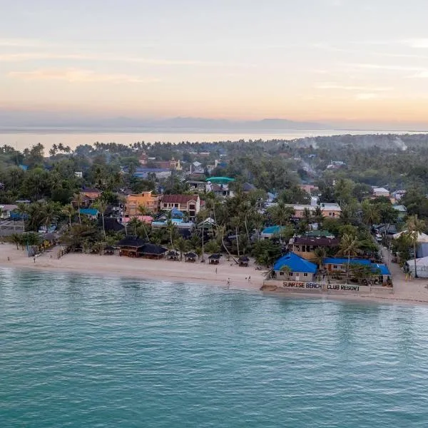 Sunrise Beach Club Resort Amanecer, Hotel in Bantayan