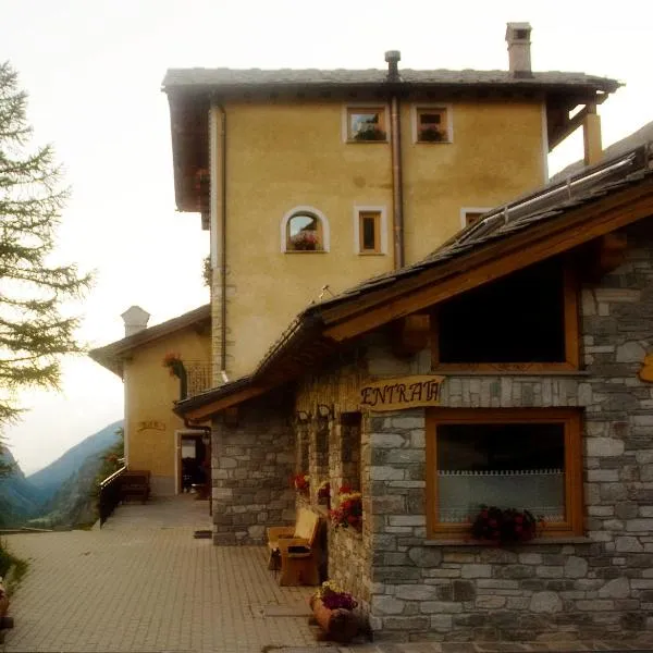 Locanda Lac Place Moulin, hotel v destinaci Bionaz