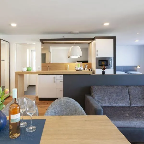Haus Bank-Specker, hotel v destinaci Immenstaad am Bodensee