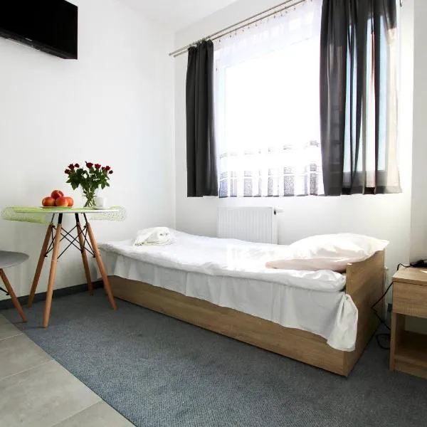 Kołbaskowo에 위치한 호텔 Apartamenty Południowa