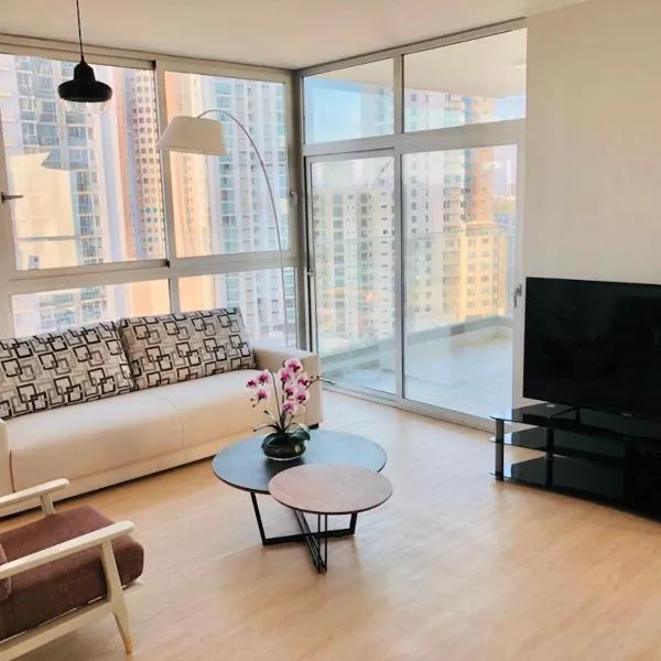 Delightful Ocean View Apartment - PH Quartier Del Mar, Hotel in Panama-Stadt