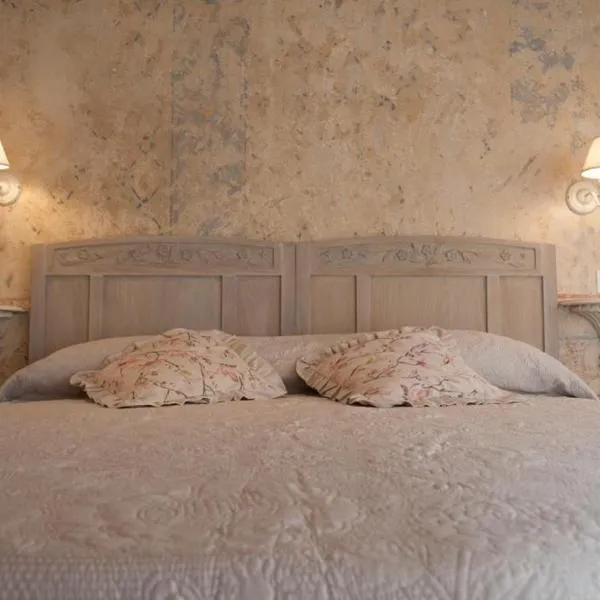Le Camere Del Borgo, hotel v destinaci Montescudaio