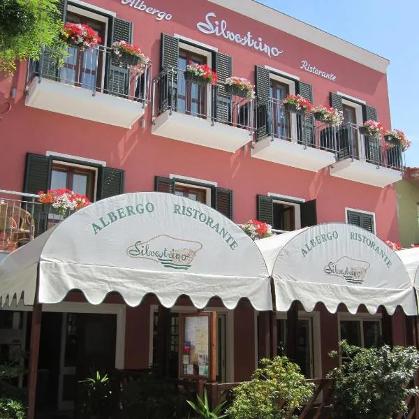 Hotel Silvestrino, hotel em Stintino