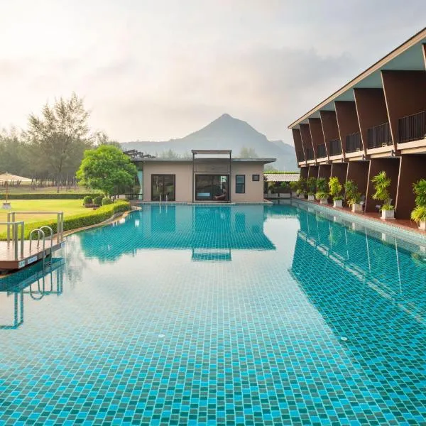 La Isla Pranburi Beach Resort, hotel in Sam Roi Yot