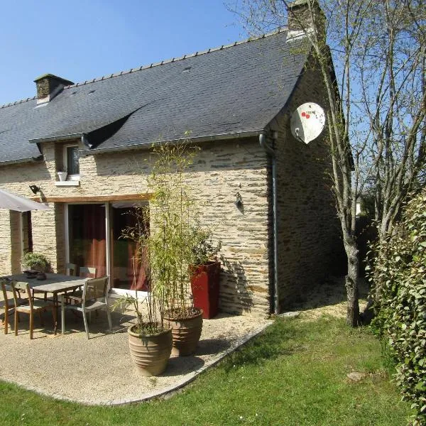 Gite les Camélias,Sainte-Anne-sur-Vilaine的飯店