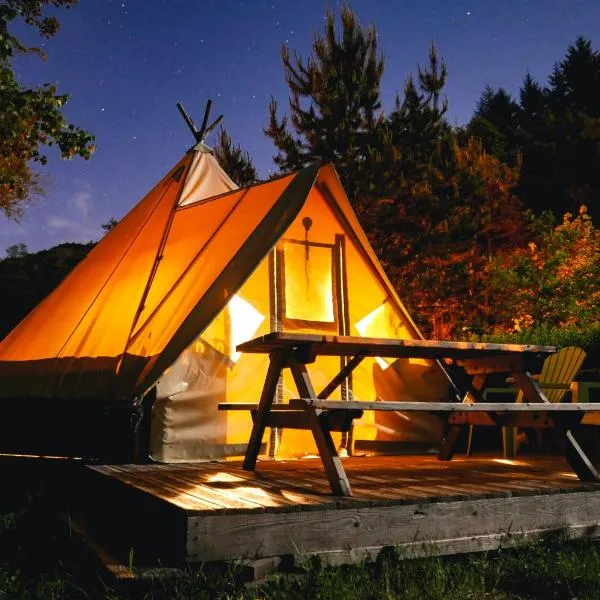 Camping Le Canada-Insolite, hotel v destinaci Chiny
