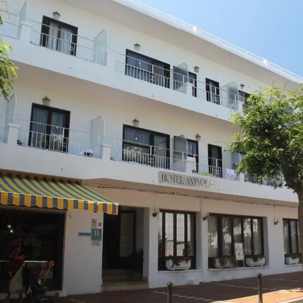 Hotel Antares – hotel w mieście Cala d´Or