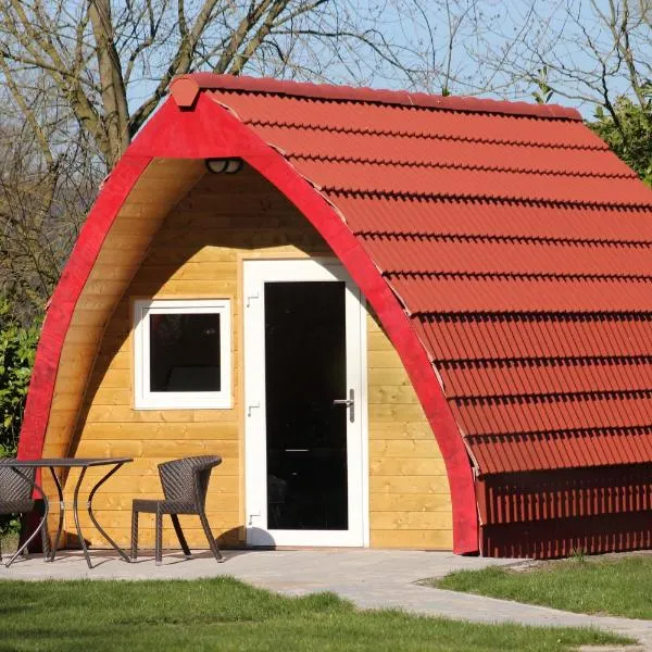 Luxe Eco Pod op Camping de Stal, hotel v destinaci Drijber