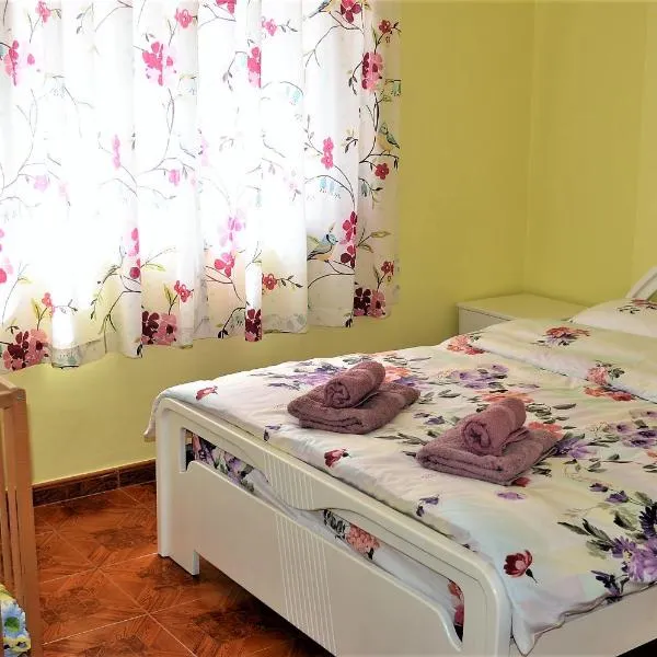 LIRA, hotel in Larnaca