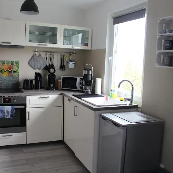 Schöne 54qm Fewo nahe Rostock und Warnemünde, hotel a Lambrechtshagen