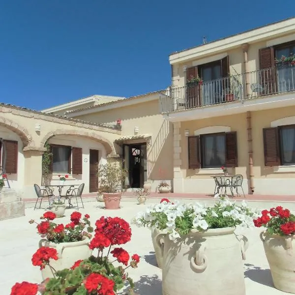 Hotel La Corte Del Sole, hotel v destinácii Noto