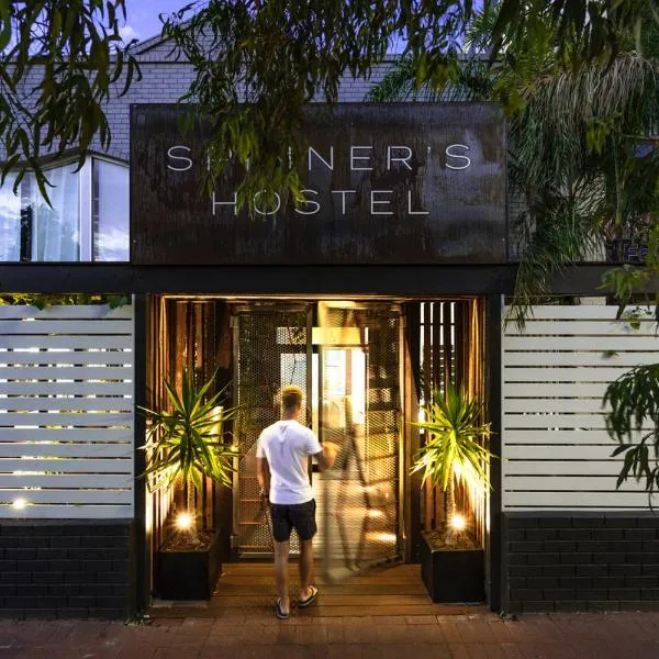 Spinners Hostel, hotel v destinaci Perth