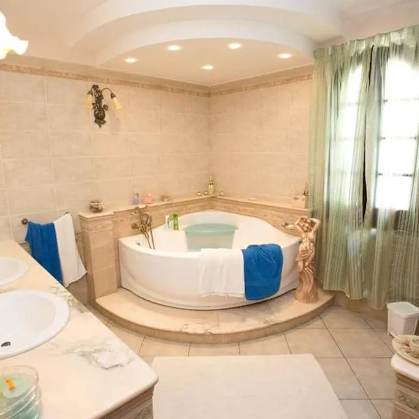 B&B Villa Regina, hotel in Santa Domenica