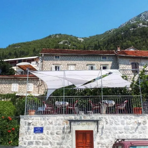 Guesthouse Žmukić, hotel in Perast