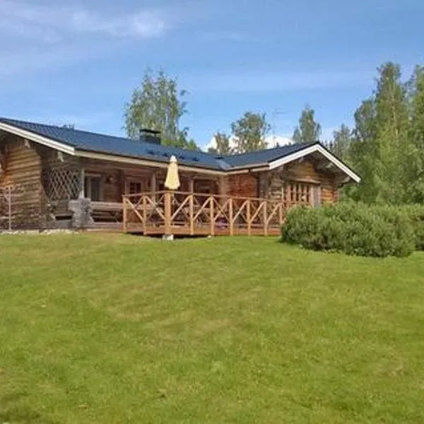 Holiday Home 5650 by Interhome, hotelli Petäjävedellä