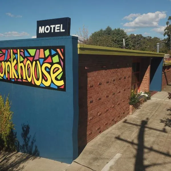 Bunkhouse Motel – hotel w mieście Cooma