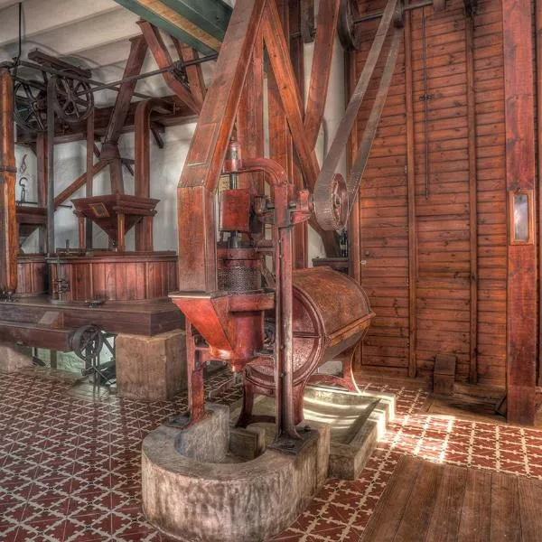 CENTRO DE ARTE HARINA DE OTRO COSTAL – hotel w mieście Trigueros
