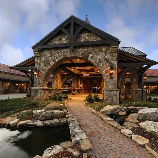 Lanier Islands Legacy Lodge, hotel em Buford