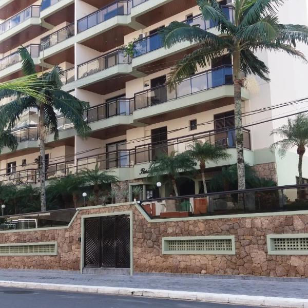 Apartamento Enseada, Guarujá, 3 dorms, 3 banhs, 8 pessoas, 02 quadras da praia, 2 sacadas, 2 vagas de garagem