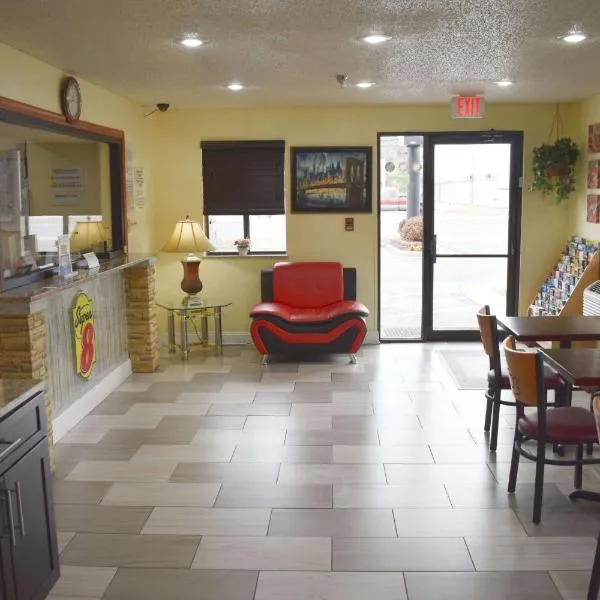 Super 8 by Wyndham Newport News/Jefferson Ave., hotel a Newport News