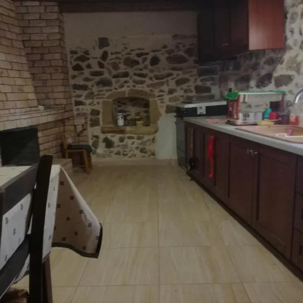 The Rock, hotell i Kapetanianá