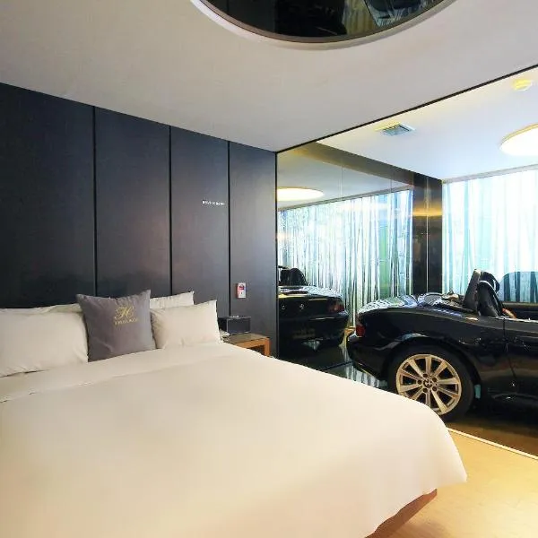 H Drive Hotel โรงแรมในIksan