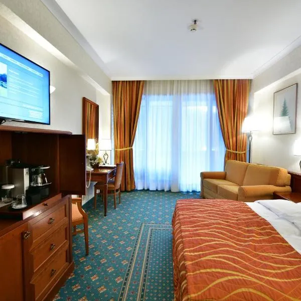 Lux Garden Hotel, hotel v destinaci Azuga