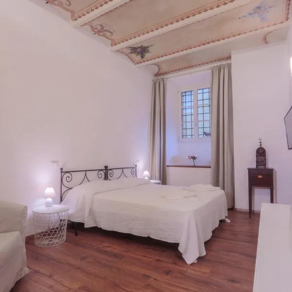 San Pierino Charming Rooms, hotel a Lucca