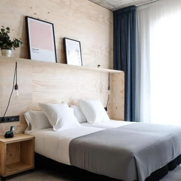 Talo Urban Rooms, hotel in San Sebastián