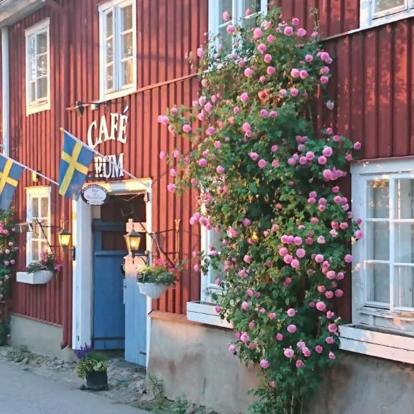 Garvaregården Hotel , B&B och Café, hótel í Askersund