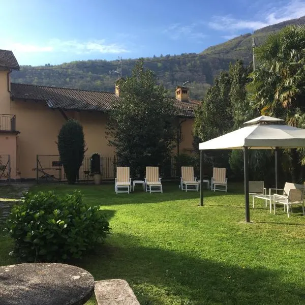 B&B Azalea, hótel í Cannobio