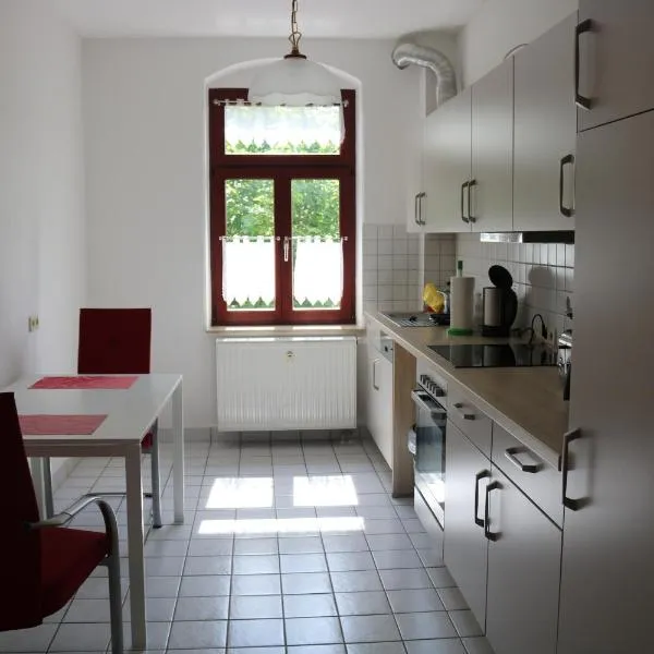 Ferienwohnung Post, hotel v destinaci Ottendorf-Okrilla
