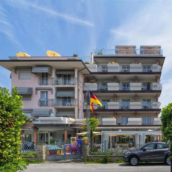 Hotel Residence Villa Marzia, hotel a Marina di Pietrasanta
