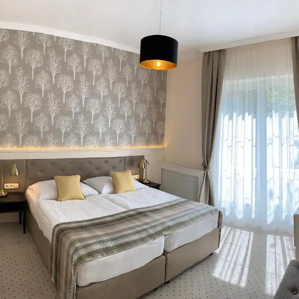 Villa Medici Hotel & Restaurant, hotel v destinaci Veszprém