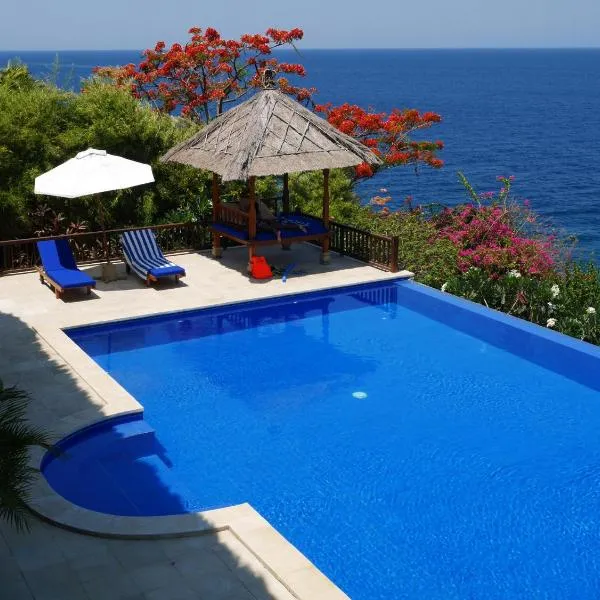Private Luxury Villa Celagi - with large infinity pool and ocean view, hotel di Amed