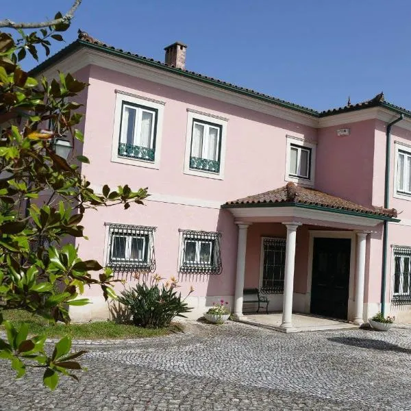 Casa Da Palmeira, hotel v destinaci Leiria