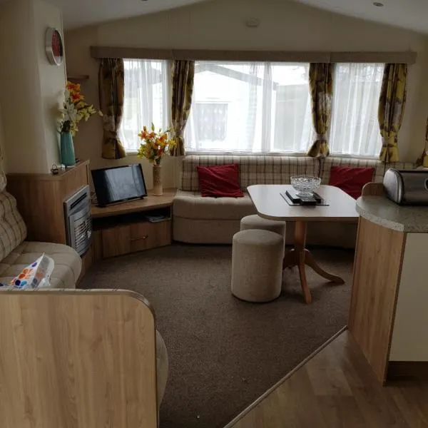 Caravan Willerby Rio, hotel in Looe