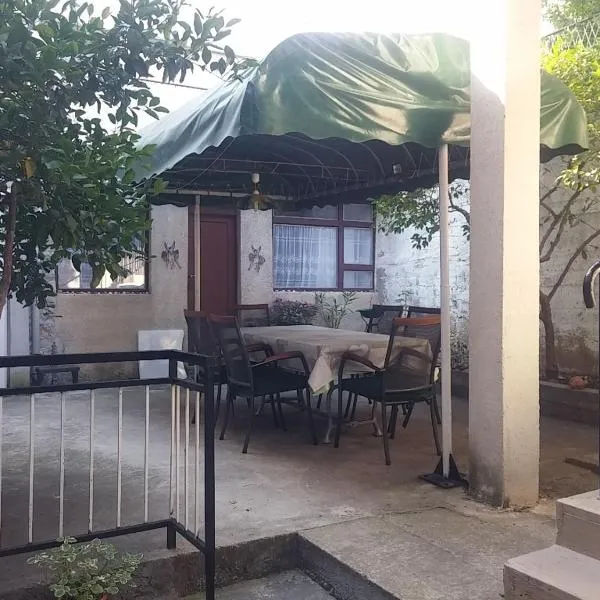 Guesthouse Dante, hotel v destinaci Tisno