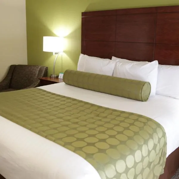 Comfort Inn & Suites, hotel in Marquette