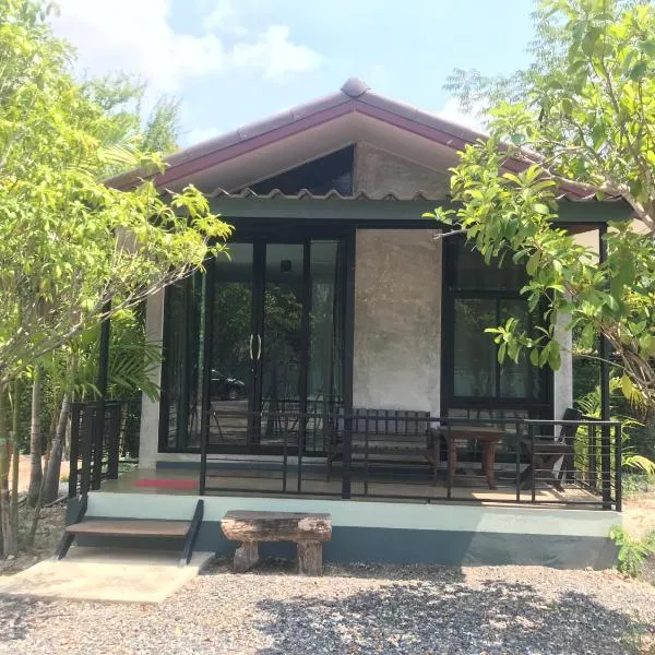 Sangkaset Resort, hotel in Ban Mong Muang