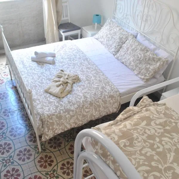 Sunrise Hostel & Rooms, hotel v destinaci Palermo