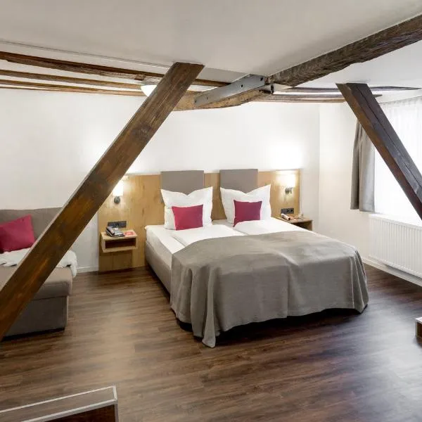 Hotel & Restaurant Lamm, hotel in Neckargerach