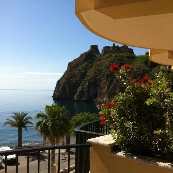 Elihotel, hotel in SantʼAlessio Siculo