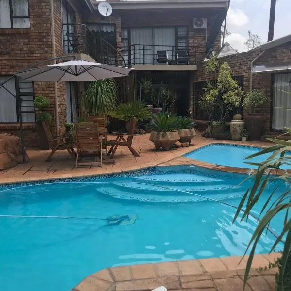 Francor Guesthouse, hotel en Mabopane