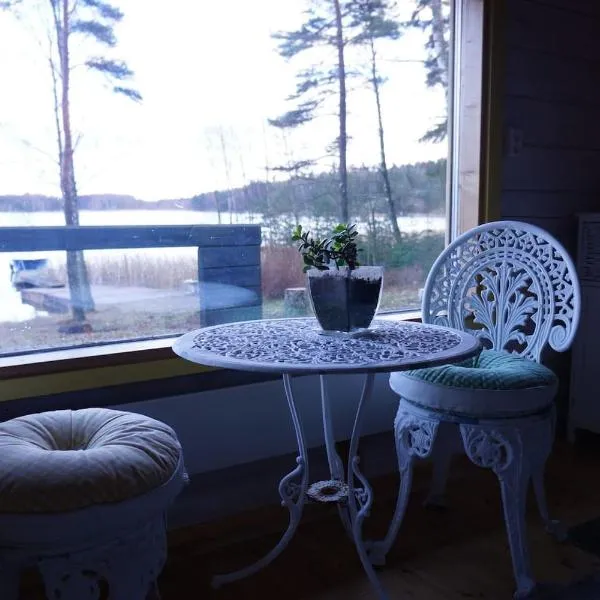 Stenstrandintie 20 B, hotel v destinaci Jorvas