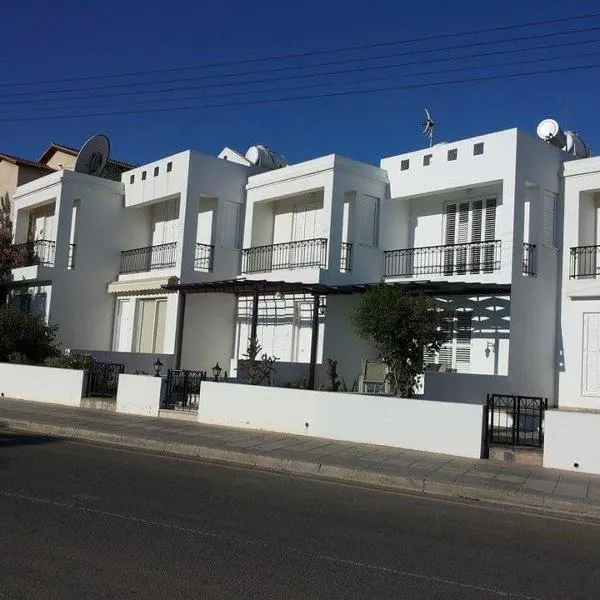 SUNNY COAST, hotel en Paralimni