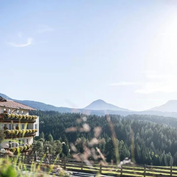 Familienhotel Maria, hotel in Obereggen