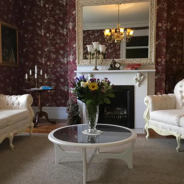 Balmoral House Bed & Breakfast, hotel v destinaci St. John's