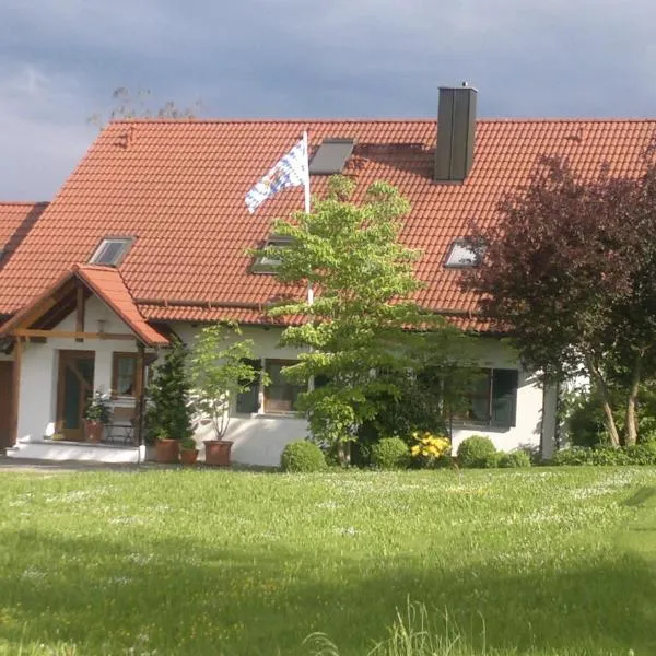 Ferienwohnung Wolfersdorf, hotel v destinaci Wolfersdorf